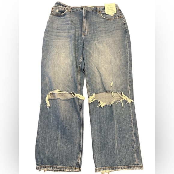Abercrombie&Fitch Ultrahigh Rise‎ Jeans 14R/32 NWT. - Picture 1 of 3